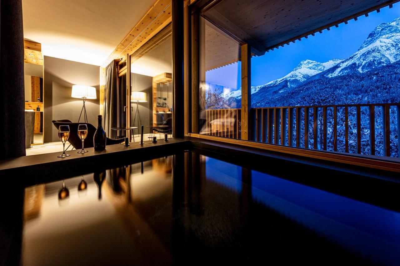 Hotel Arnica Scuol - Adults Only ภายนอก รูปภาพ